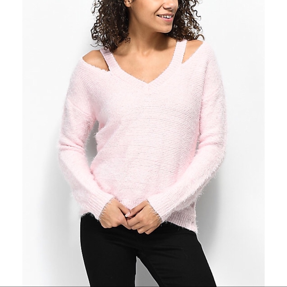 bea fuzzy pink sweater